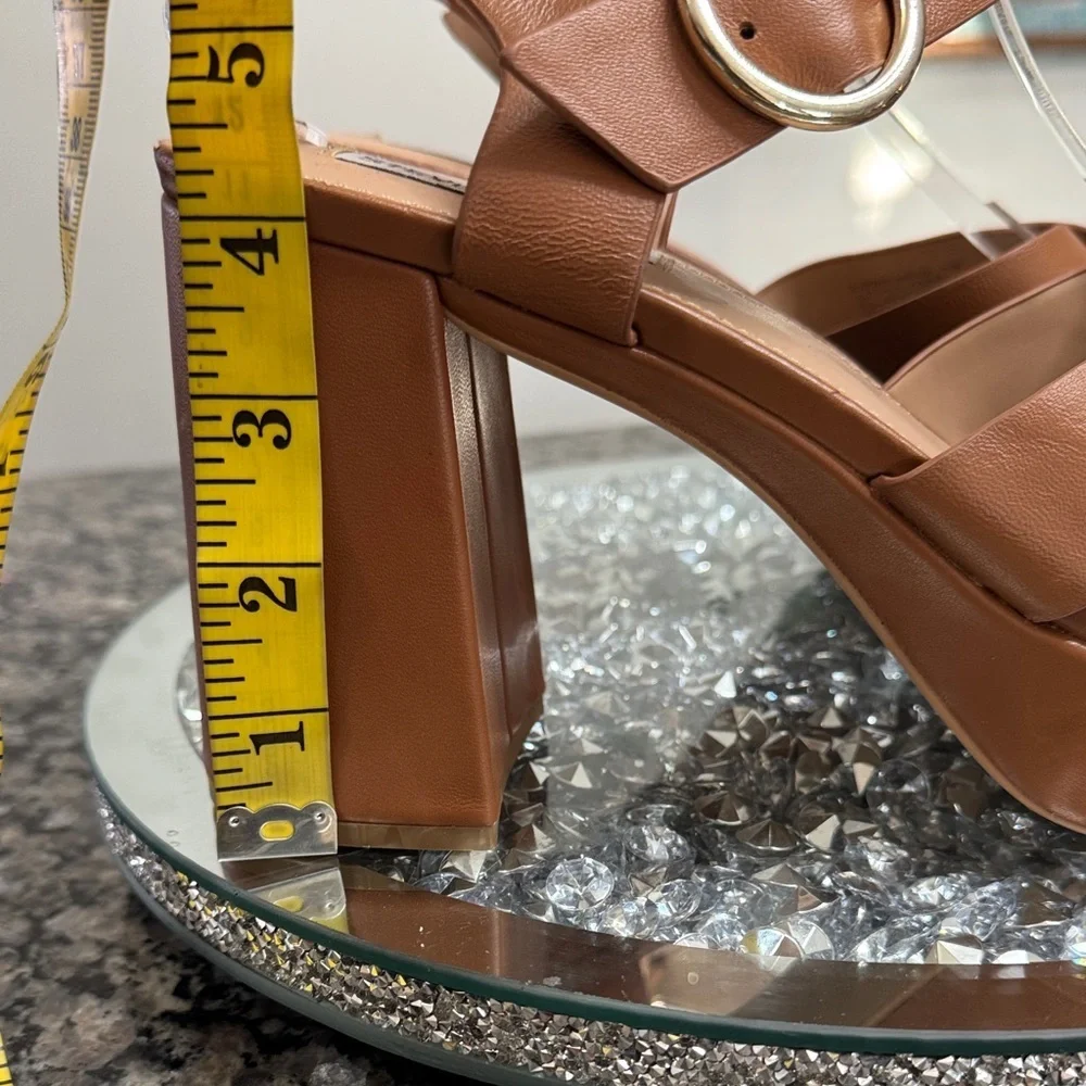 Steve Madden Elkins  leather Tan Platform Sandals NEW 11